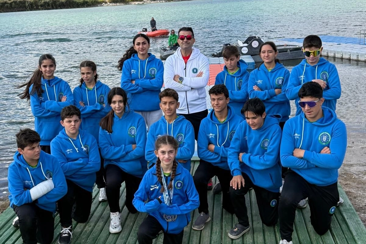 Bursa Büyükşehir Belediyesporlu kanoculardan 2 madalya