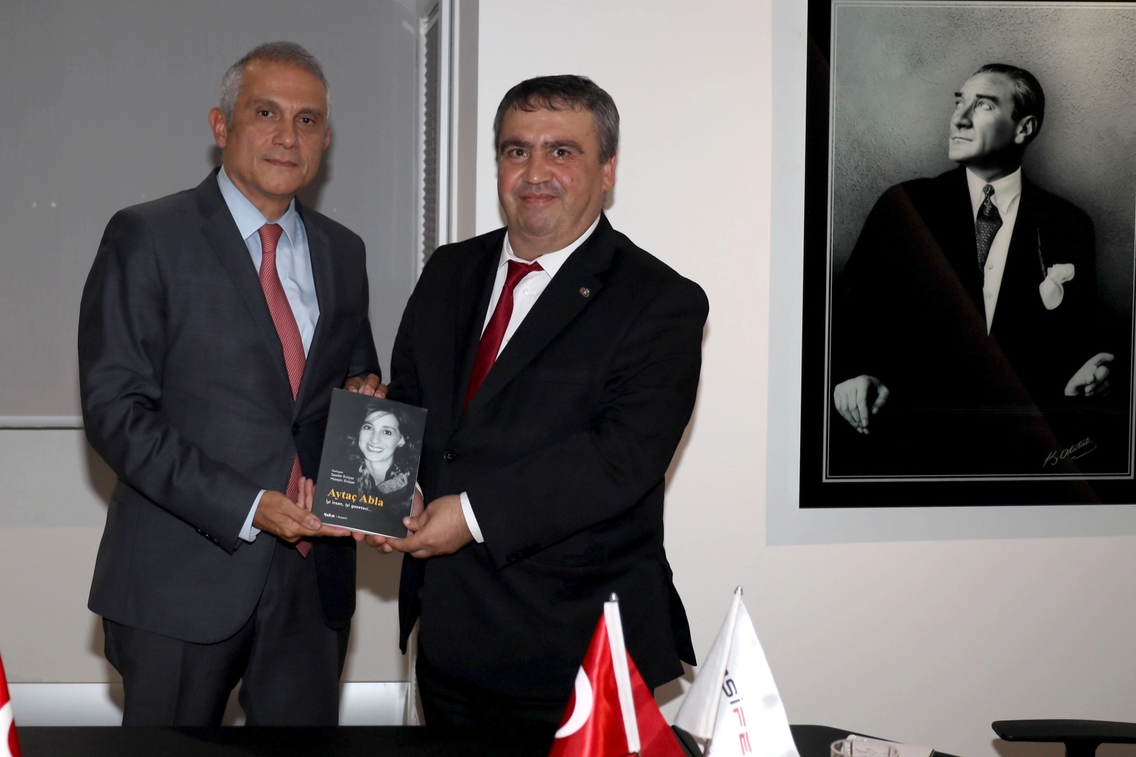 Emekli büyükelçiden ekonomi muhabirlerine 