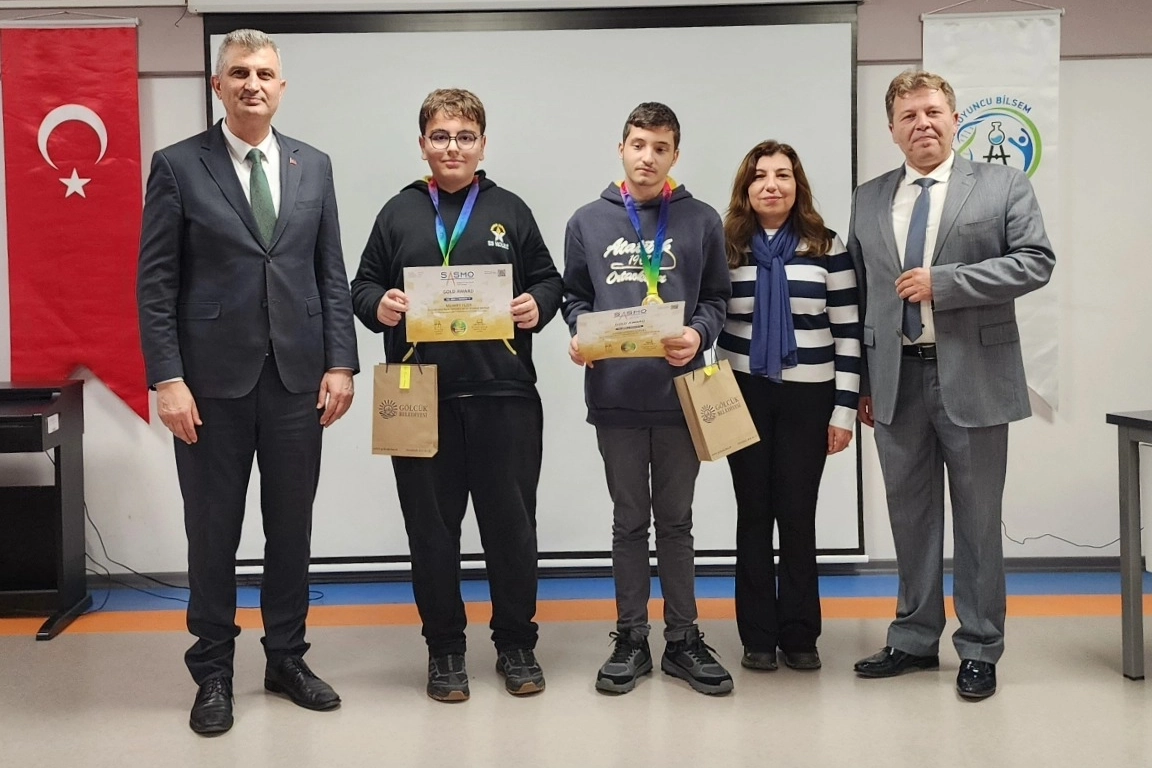 Gölcük BİLSEM’e Başkan Sezer’den ziyaret