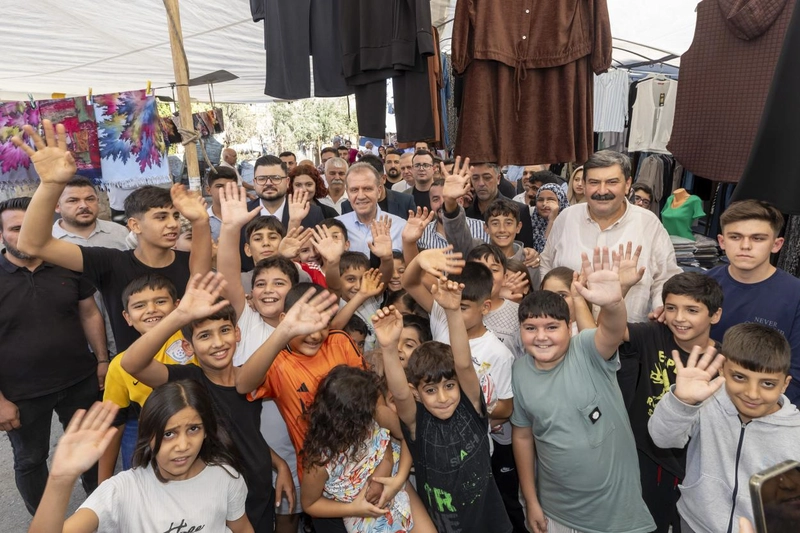 Mersin Büyükşehir Belediye Başkanı Seçer, Kurdali Pazarı