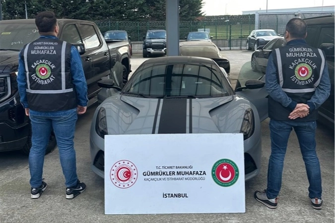 İstanbul’da 288 milyon TL değerinde 10 lüks araca el konuldu!