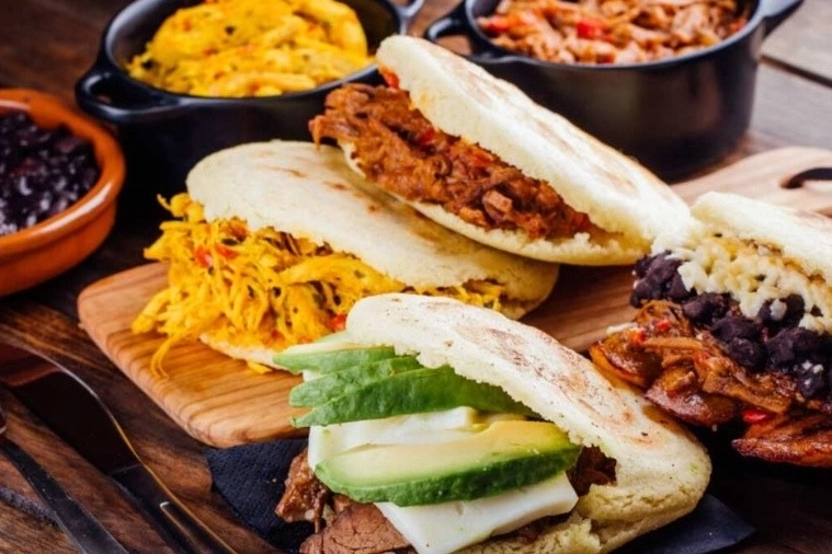Venezuela’nın vazgeçilmez kahvaltısı Arepa