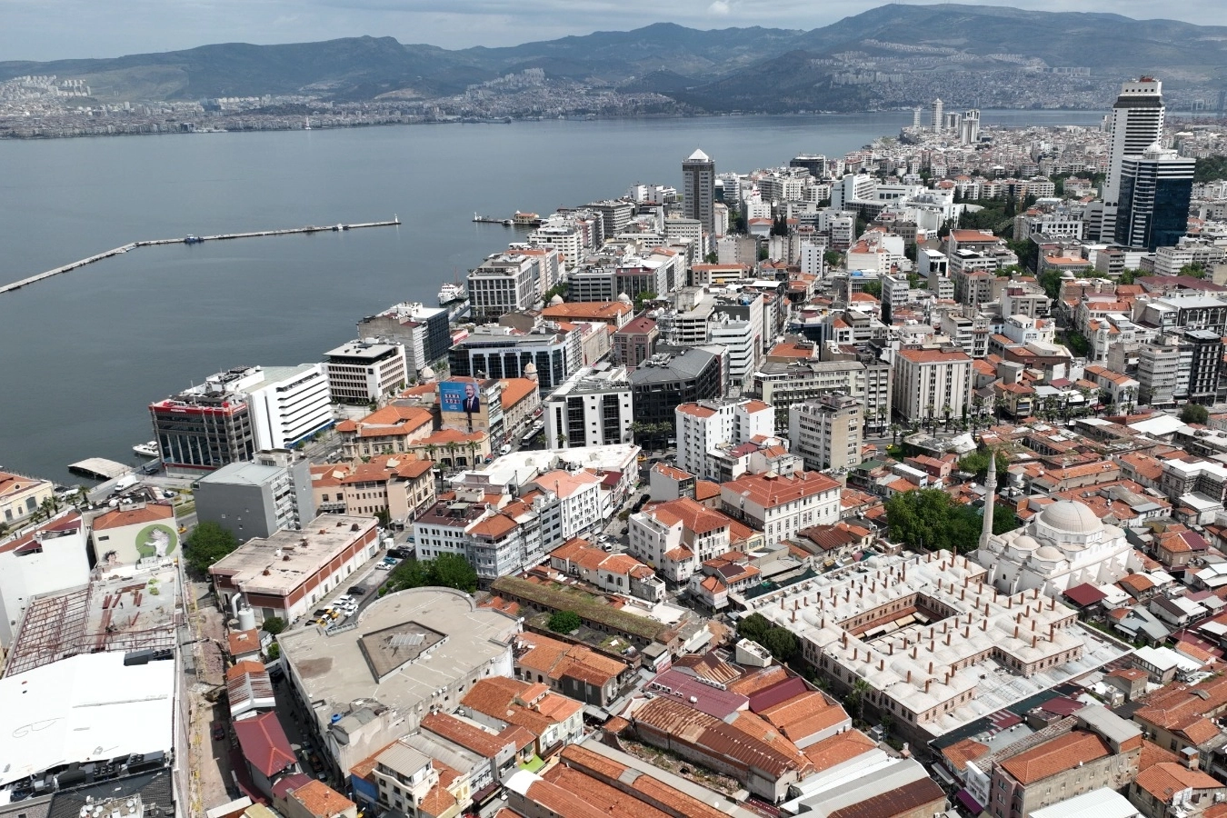 İzmir Tarihi Liman Kenti UNESCO’da kalıcı liste yolunda... Dosya 2026’da sunulacak, gözler 2028