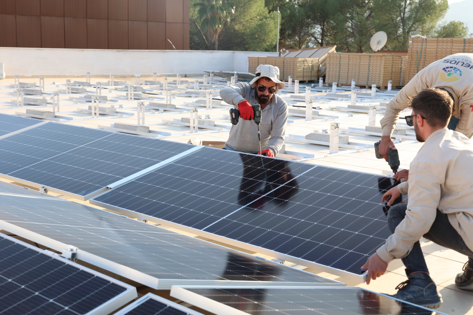 Antalya’da Büyükşehir’den 19’uncu Güneş Enerji Santrali