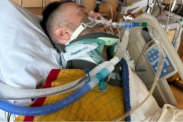 ABD’de trafik kazası geçiren Türk genci yaşam savaşı veriyor