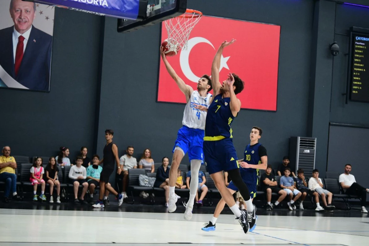 İlkan Karaman Turnuvası’nın kazananı Çayırova oldu