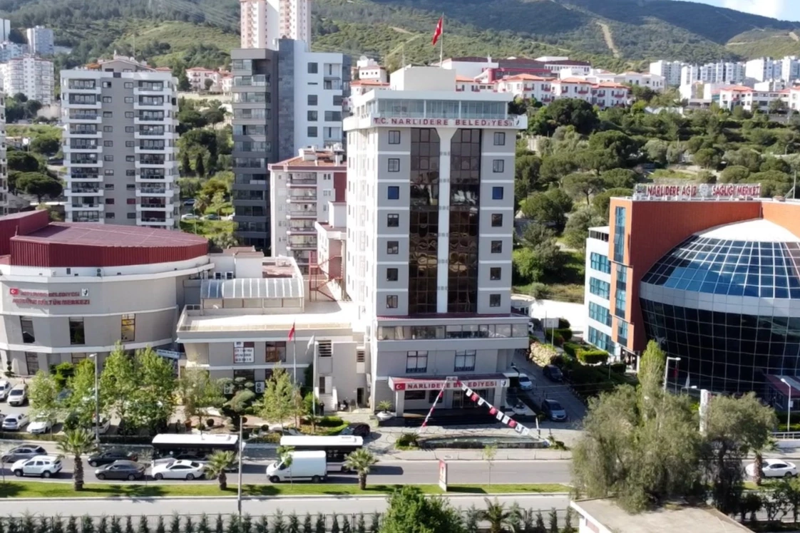 İzmir Narlıdere’den gençlere sanatla çevre bilinci