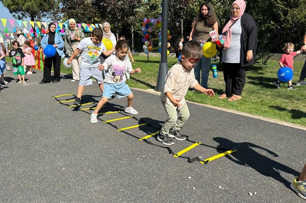 Kocaeli Çayırova’da miniklerden ‘Okula Merhaba’ coşkusu