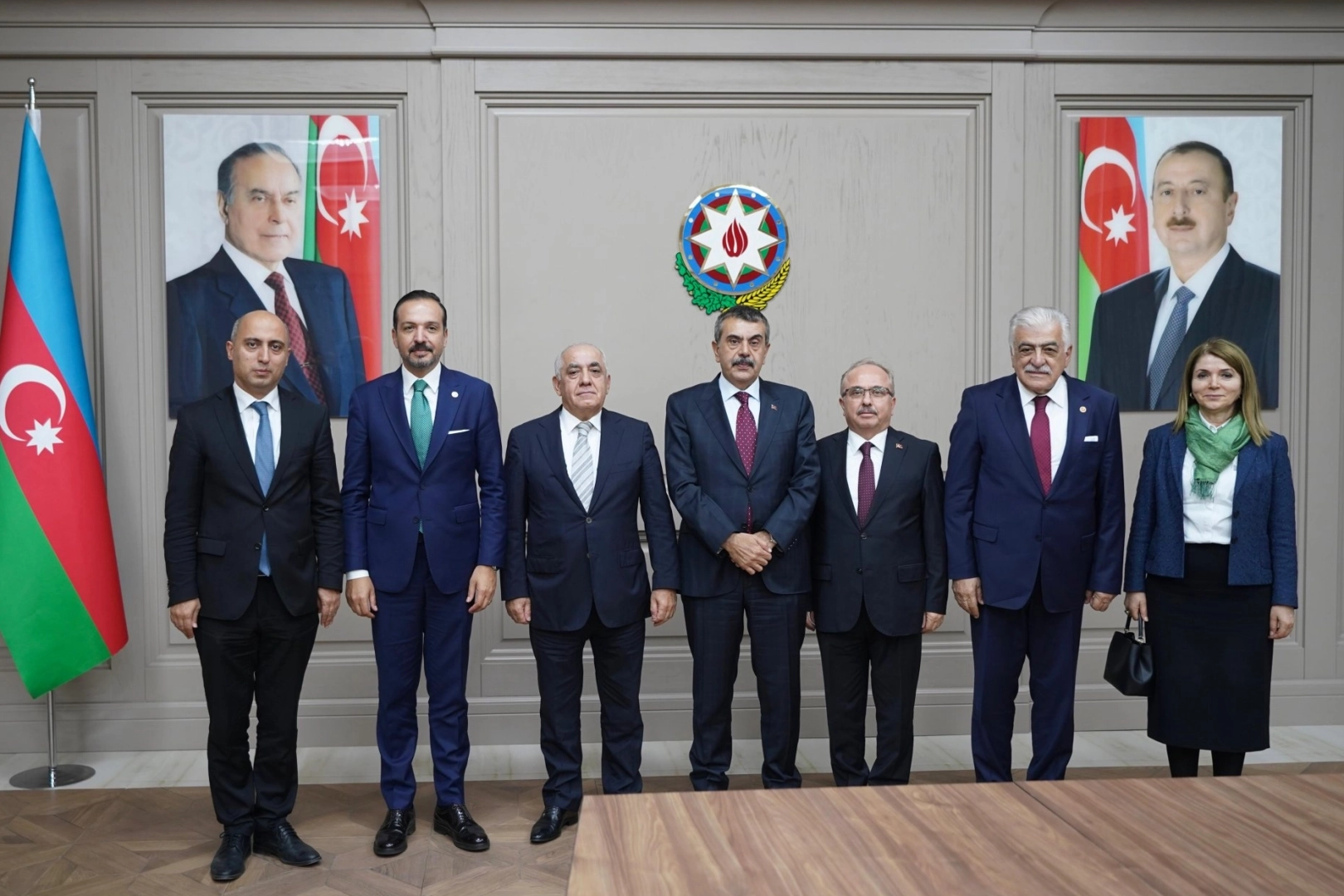 Azerbaycan Başbakanı Asadov, Bakan Tekin