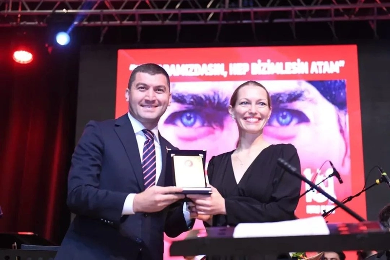 ASIRLIK GURUR TÜRK TANGOLARI KONSERİ İLE KUTLANDI