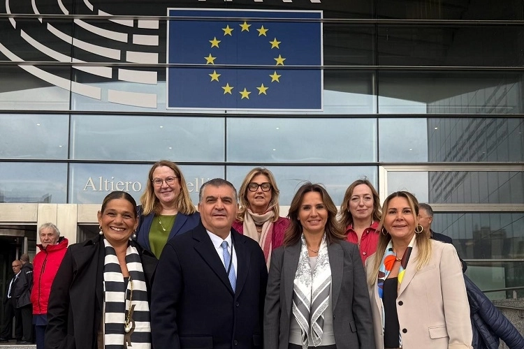 KAGİDER yönetiminden Brüksel çıkarması