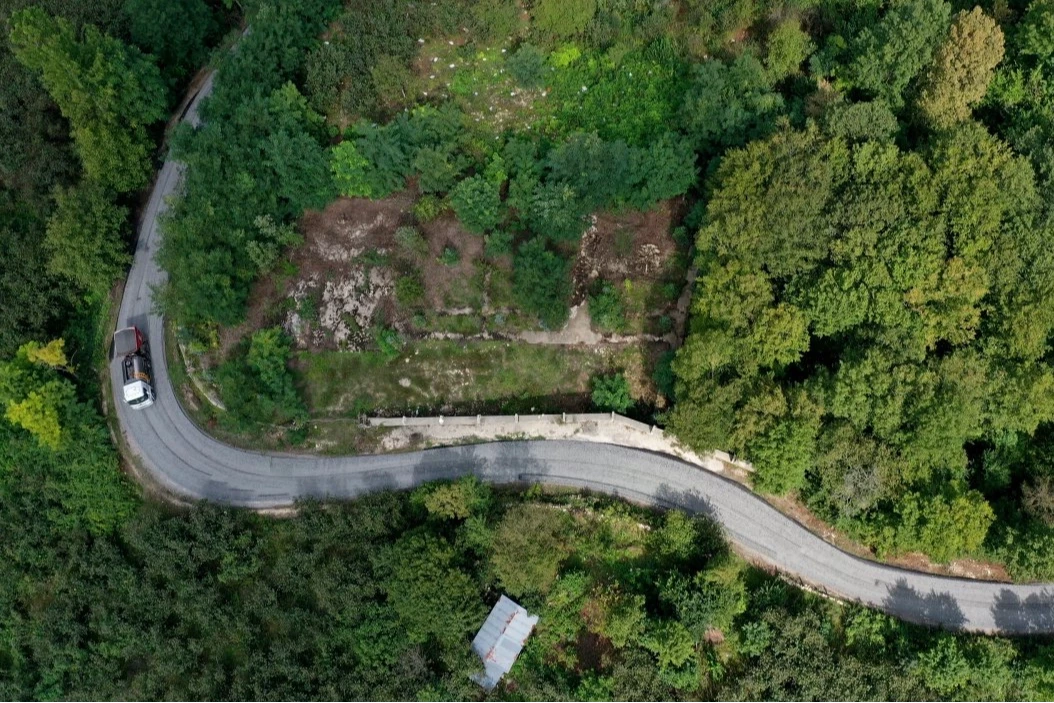 Ordu’da yol seferberliği sürüyor: Kumru Gökçeli Mahallesi asfalta kavuştu